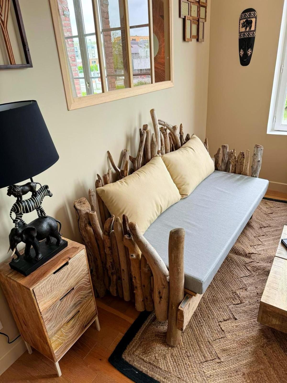 Duplex Safari Jusqu'A 4 Personnes, Spa, Cinema Et Lit Sous Les Arbres, Day Use, 10 Min Centre Amiens Exterior photo
